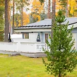 Lossisaari Tourist Center 4* Keitele