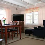 Lossisaari Tourist Center 홀리데이파크