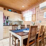 Lossisaari Tourist Center 4*