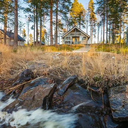 Lossisaari Tourist Center 4*