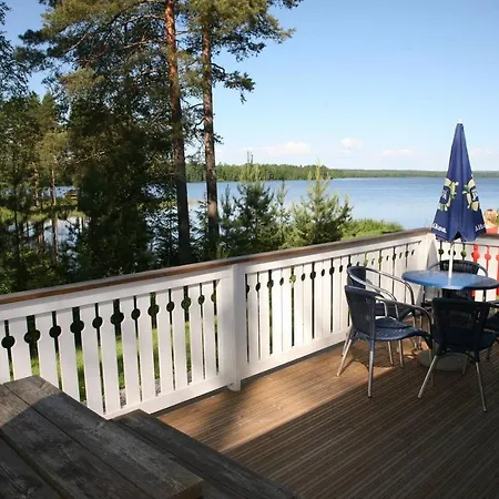 Lossisaari Tourist Center 4*
