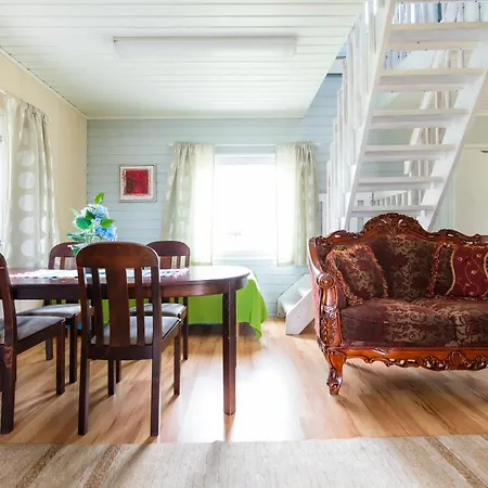 Lossisaari Tourist Center 4* Keitele