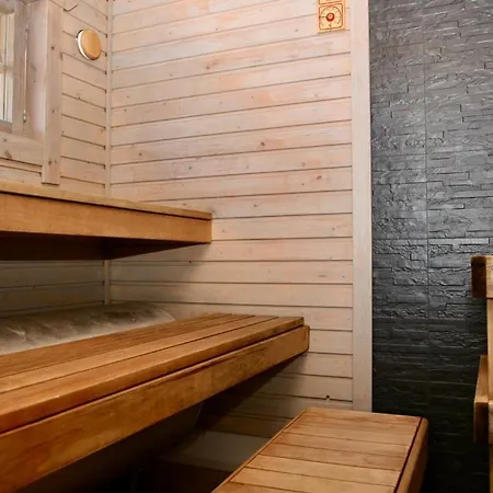 Lossisaari Tourist Center 4* Keitele