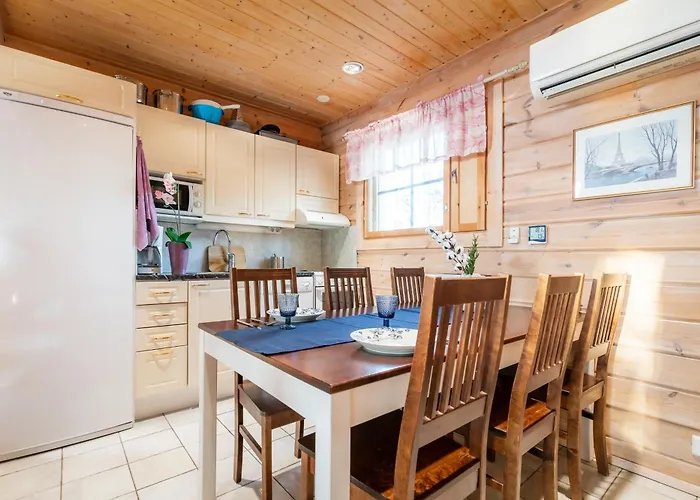 Lossisaari Tourist Center 4*